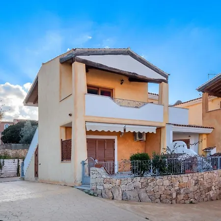 La Finestra Sul Mare Apartment *